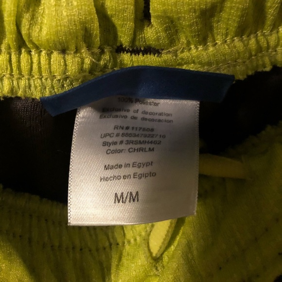 Men’s Reebok Shorts - Picture 2 of 2